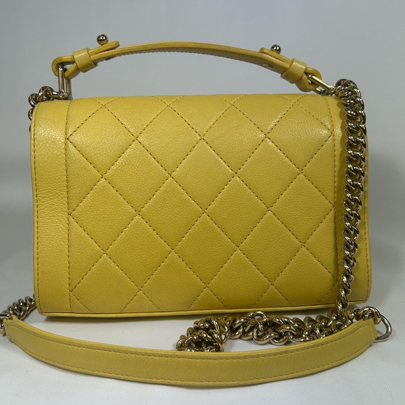 Chanel Label Click Flap Bag. - Picture 5 of 9